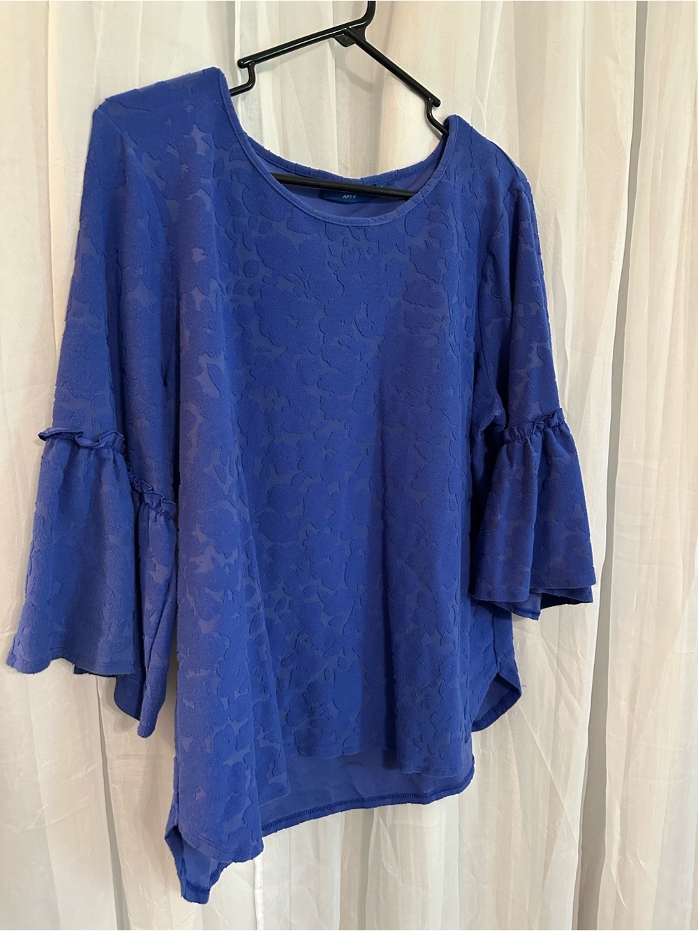 Apt. 9 Royal Blue Textured Bell Sleeve Blouse